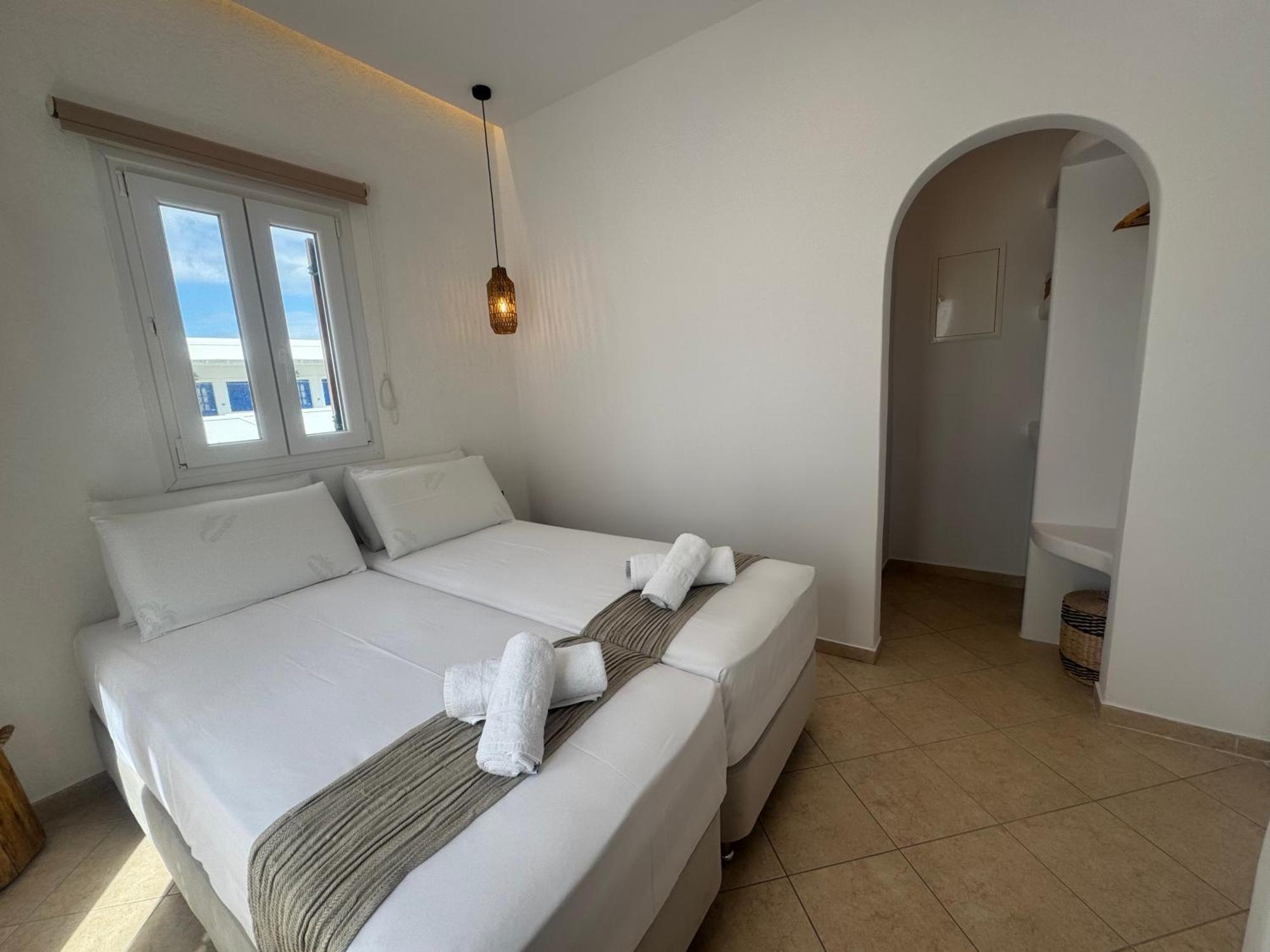 Eleni'S Rooms Antiparos Town Extérieur photo