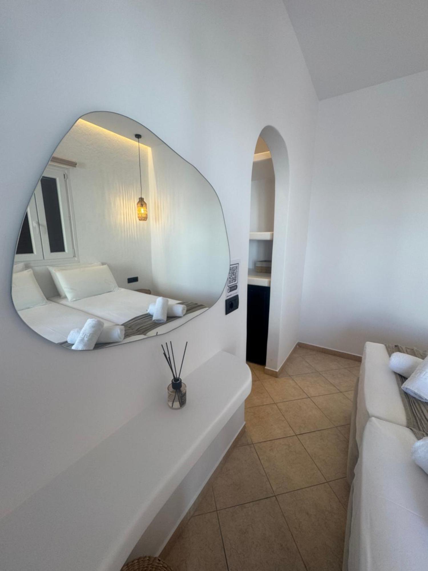 Eleni'S Rooms Antiparos Town Extérieur photo