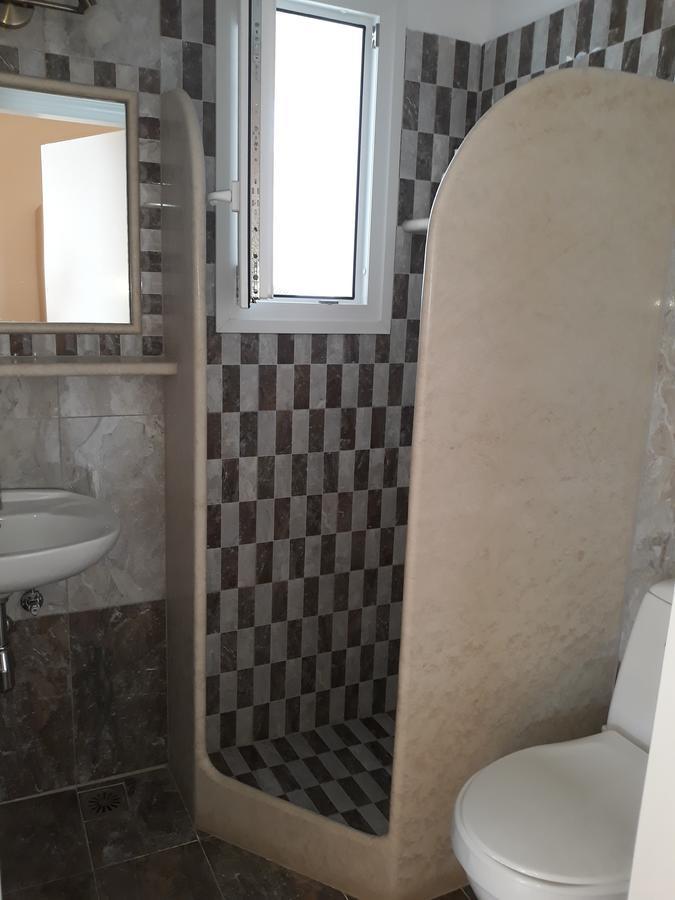 Eleni'S Rooms Antiparos Town Extérieur photo